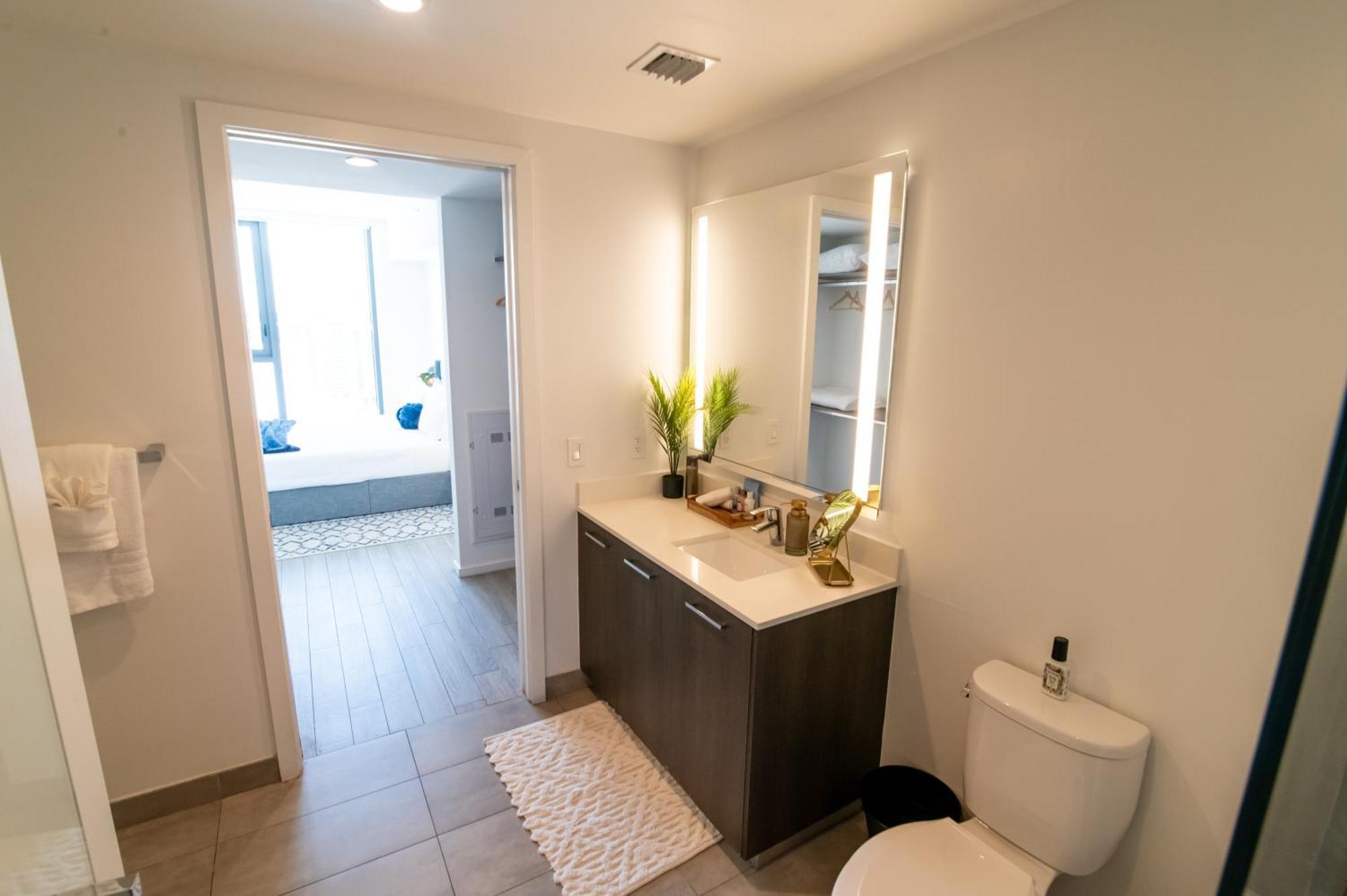 Luxurious King Bed Suite In Downtown Miami Exteriér fotografie