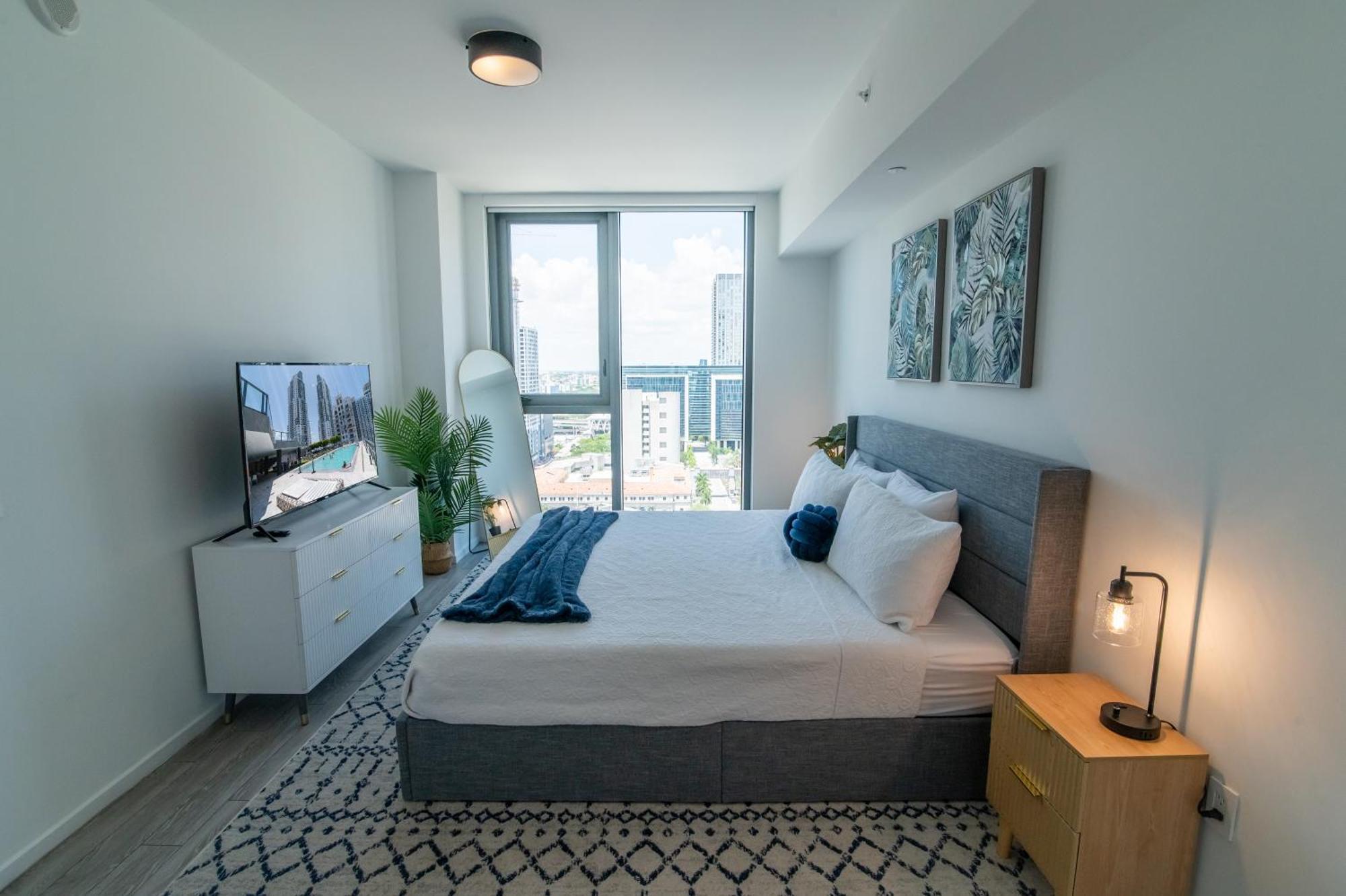 Luxurious King Bed Suite In Downtown Miami Exteriér fotografie